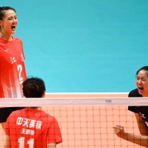 九游体育网站入口-伤病满营江苏女排受桎梏 波动起伏大将迎新老更替