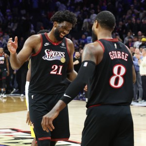 九游体育平台-“薪不配位”球星盘点：费城双熊变溢价合同 比尔现役躺赚天花板